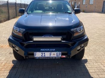 Ford Ranger T7 2016 to 2023: MCC Rocker Bar Front Low Loop Bumper Replacement Bullbar (Bumper cut) (Doesn’t fit on the Ranger with the Lane Assist Radar) (Bullbar + bracket kit + under protection plates) RBLLFOT7